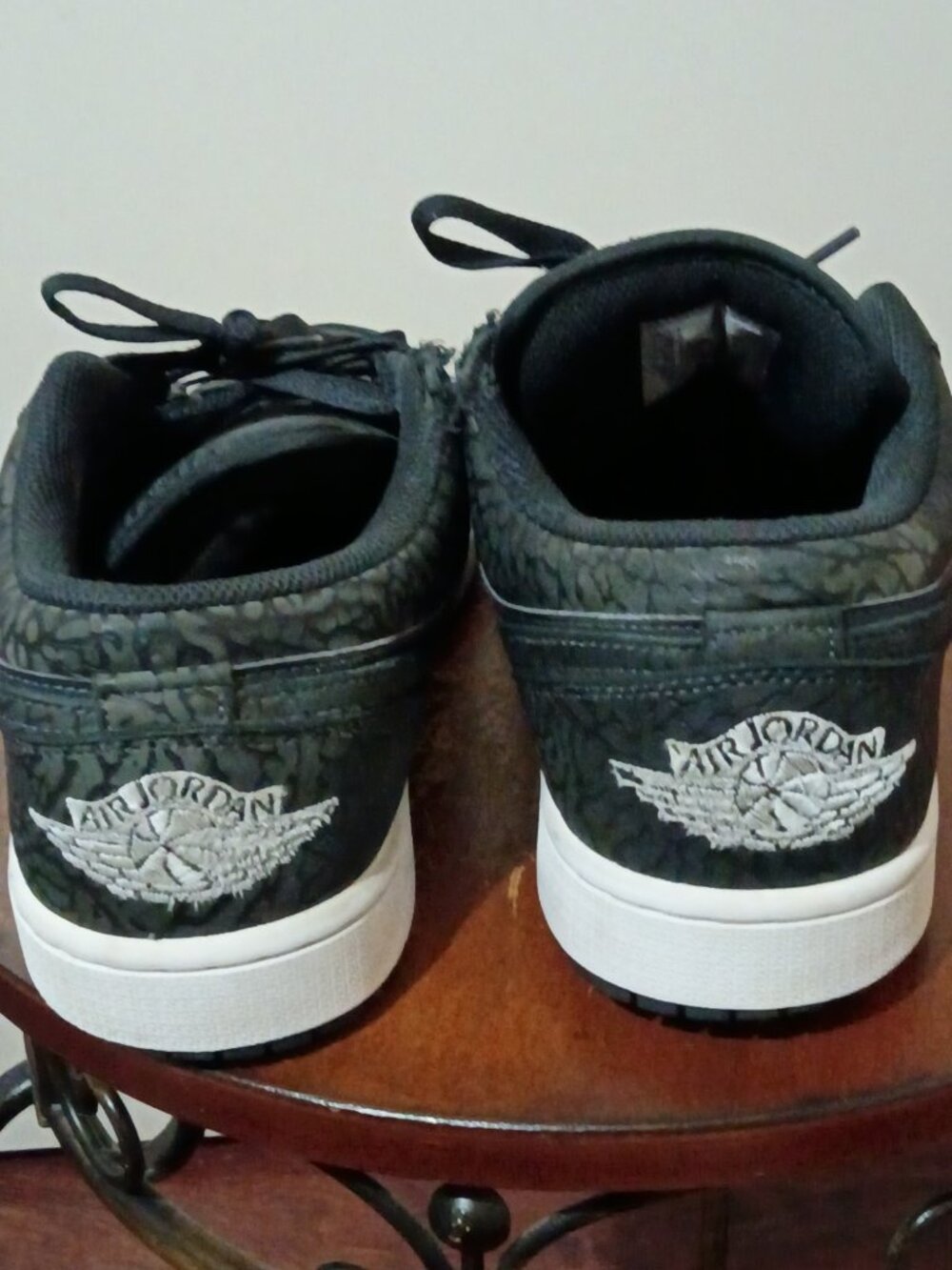 Men's Air Jordan 1 SE Low - Black Elephant FB9907-001 - Size 9.5 - Picture 10 of 15